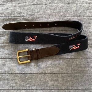 Vineyard vines American flag whale belt